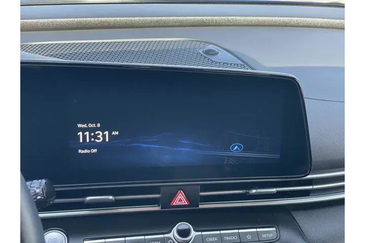 $18995 : Hyundai ELANTRA 2024 SEL 4dr image 10