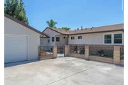 With 3 spacious bedrooms, en Los Angeles
