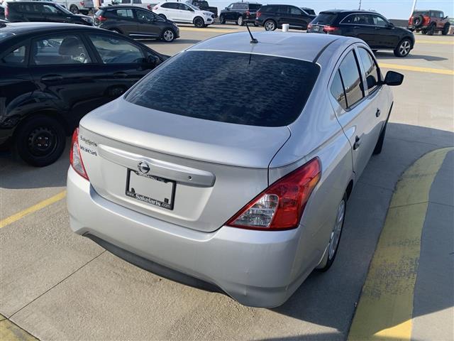 $13980 : 2016 Versa 1.6 S Sedan I-4 cyl image 3