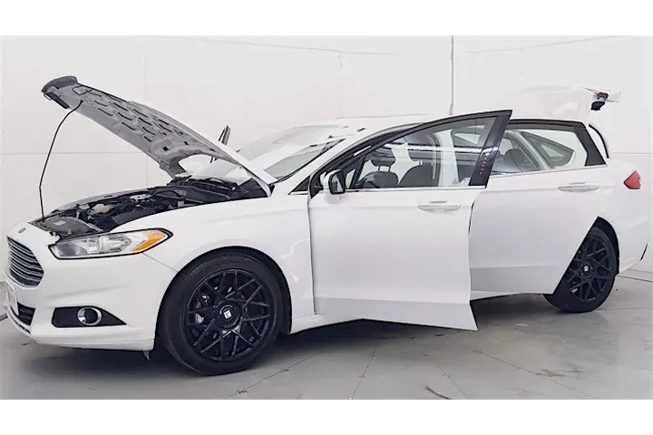 $18995 : 2015 Escape SE 4WD image 10