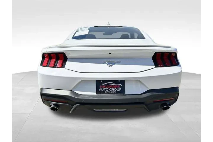 $31385 : Ford Mustang 2024 EcoBoost 2 image 3