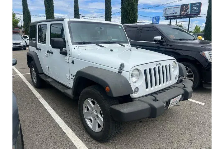 $20988 : Jeep Wrangler Unlimited 2015 image 4