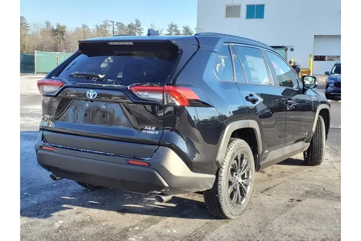$36677 : Toyota RAV4 Hybrid 2024 AWD image 3