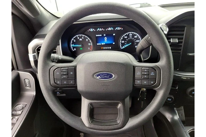 $31998 : Ford F-150 2022 4x2 XL 4dr S image 10