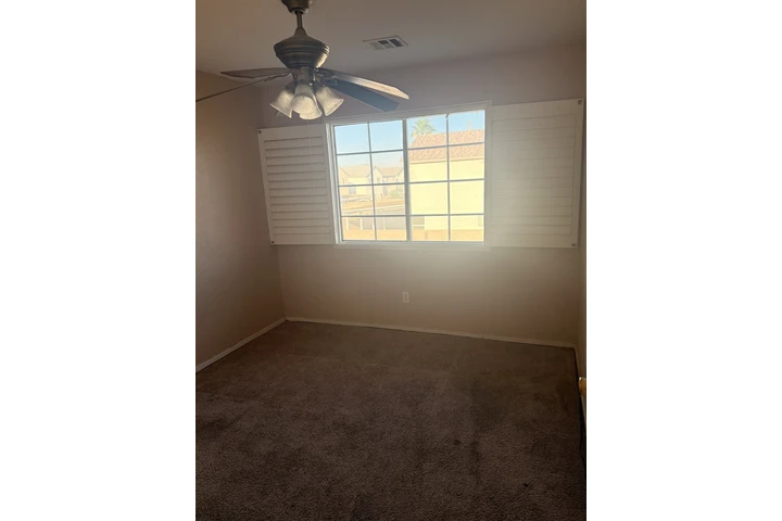 $2100 : Casa De Renta image 2