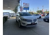 $16499 : 2018 MKC Select thumbnail