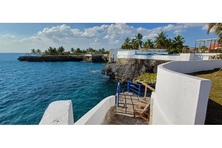 $169000 : VENDO VILLA FRENTE AL MAR image 3