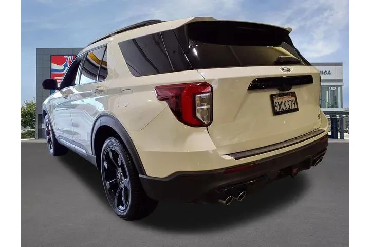 $39588 : Ford Explorer 2023 AWD ST 4d image 3