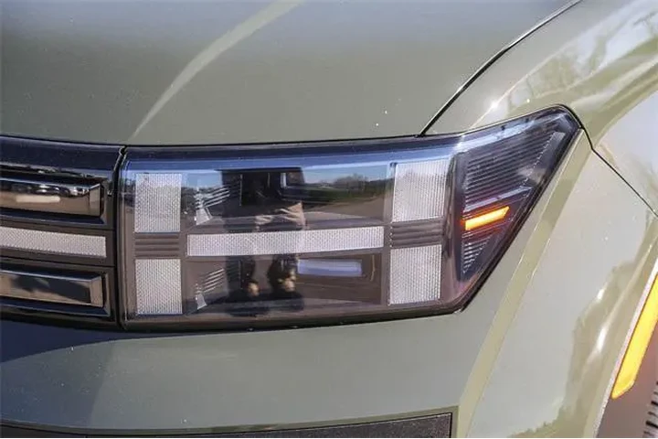 $36991 : Hyundai SANTA FE Hybrid 2025 image 8