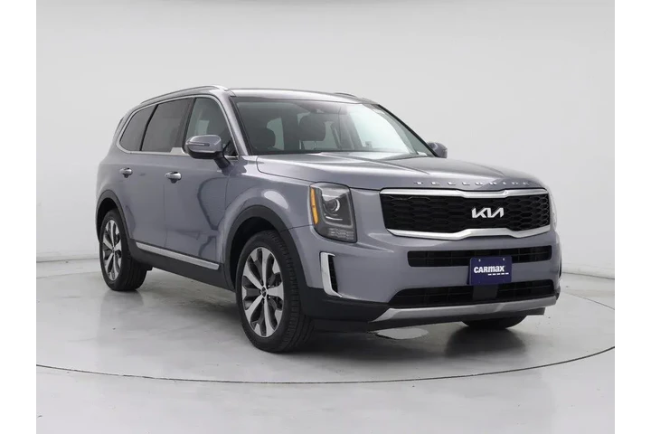 $27998 : Kia Telluride 2022 S 4dr SUV image 1