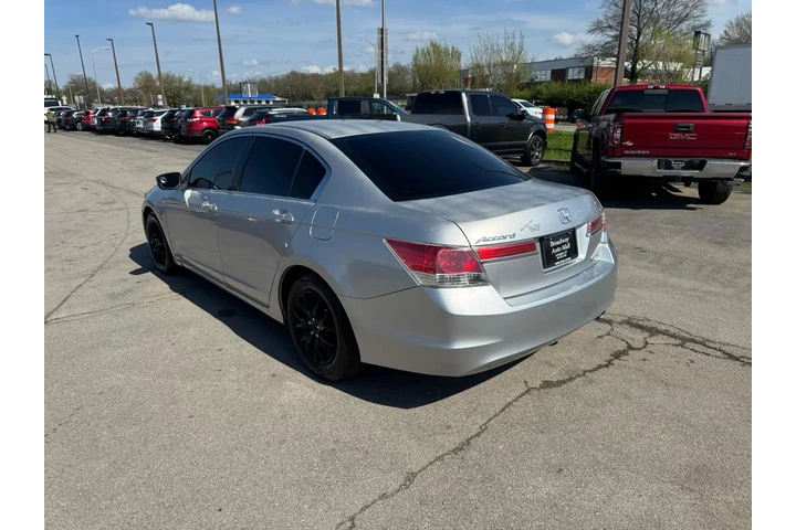 $7980 : 2012 Accord Sdn 4dr I4 Auto SE image 4