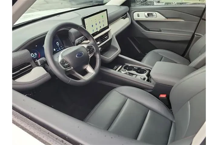 $38988 : Ford Explorer 2025 Active 4d image 3