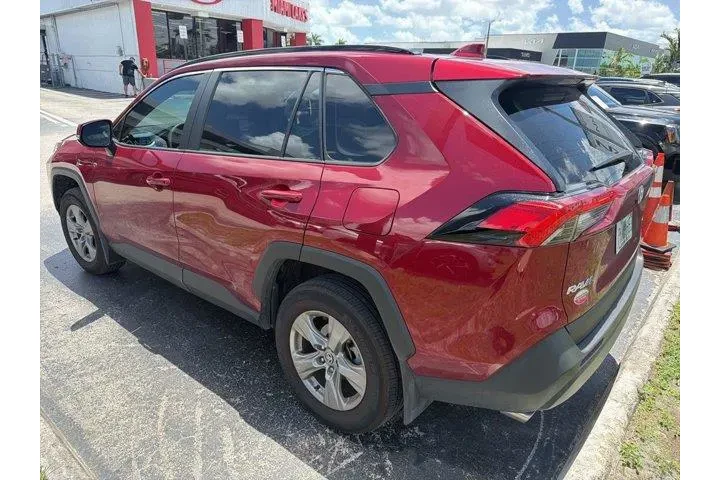 $28421 : Toyota RAV4 2025 XLE 4dr SUV image 6