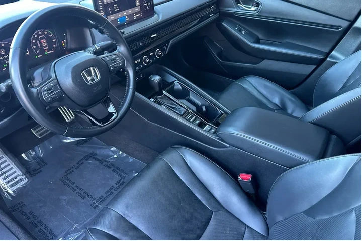$26689 : Honda Accord Hybrid 2024 Spo image 9