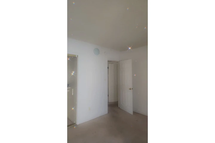 $900 : Cuarto image 3