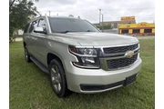 2017 Suburban LT thumbnail