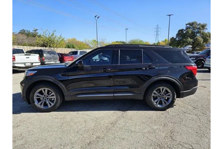 $26500 : Ford Explorer 2023 XLT 4dr S image 6