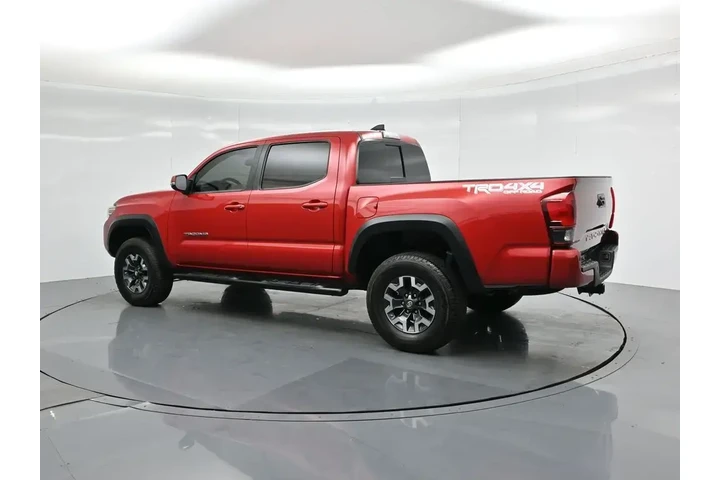 $32250 : Toyota Tacoma 2018 4x4 TRD P image 6