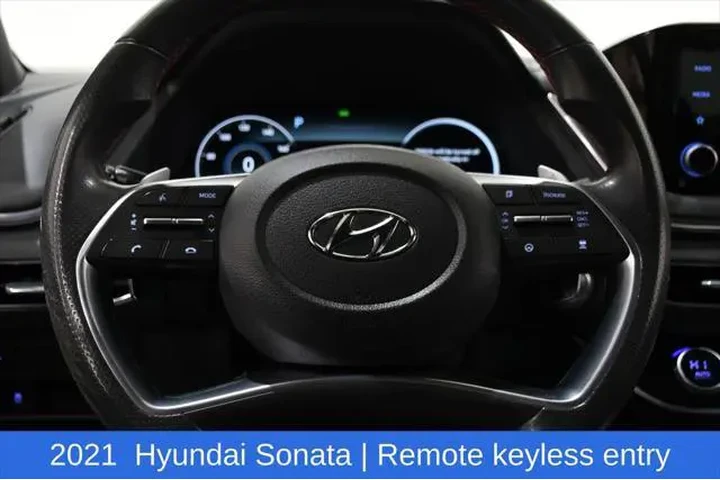 $17990 : Hyundai SONATA 2021 SEL Plus image 10