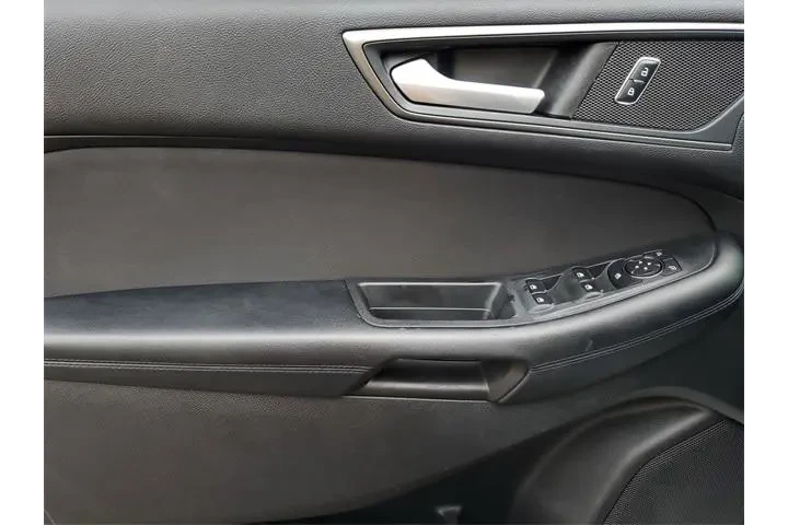 $13950 : Ford Edge 2017 AWD SE 4dr Cr image 10