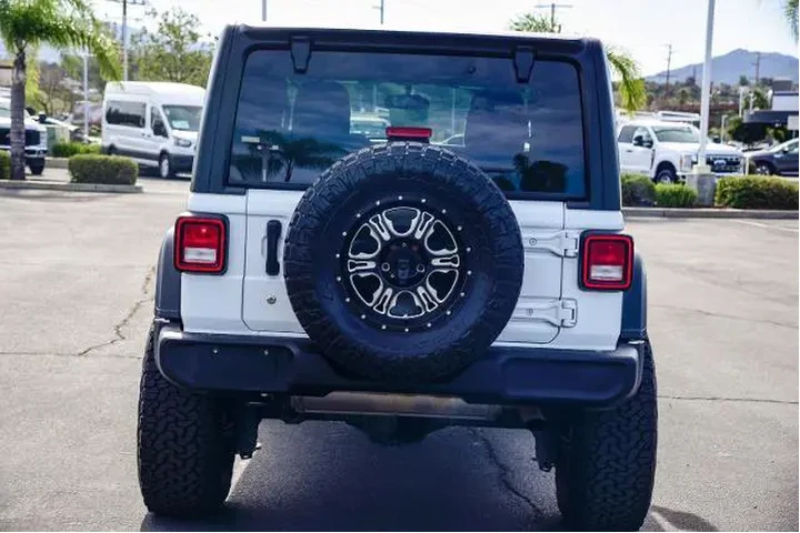 $21995 : Jeep Wrangler Unlimited 2018 image 5