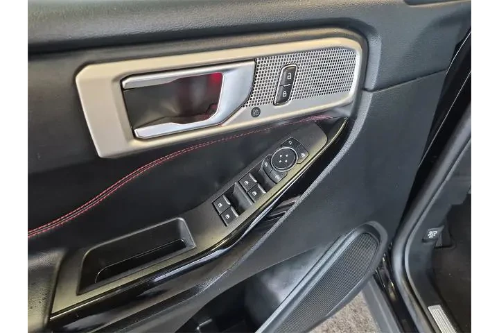 $29898 : Ford Explorer 2023 ST-Line 4 image 10