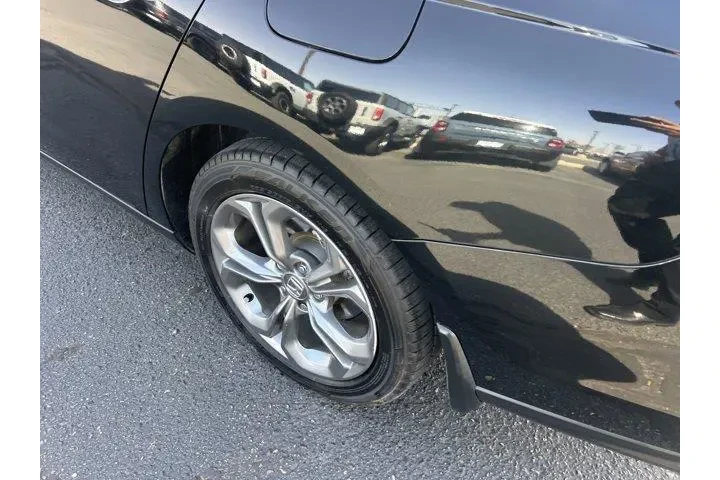 $24599 : Honda Accord 2023 EX 4dr Sed image 3