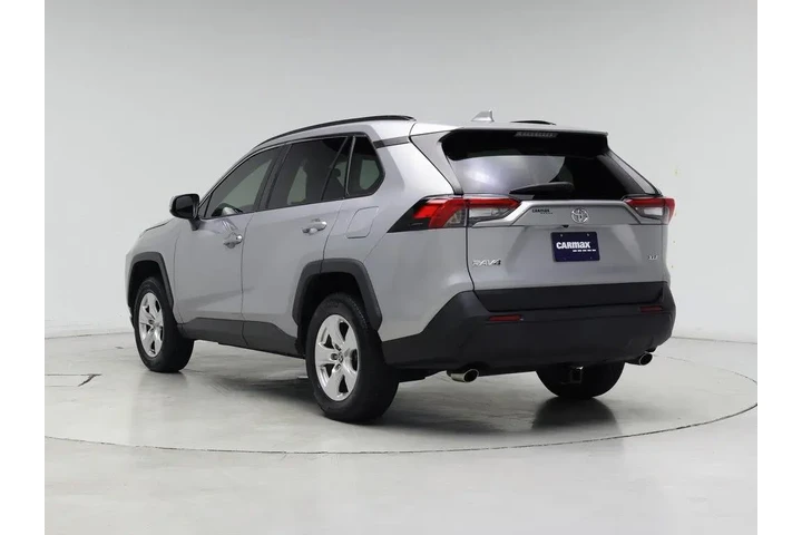 $25998 : Toyota RAV4 2021 XLE 4dr SUV image 2