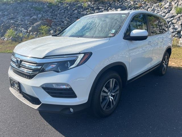 $25998 : PRE-OWNED 2017 HONDA PILOT EX image 5