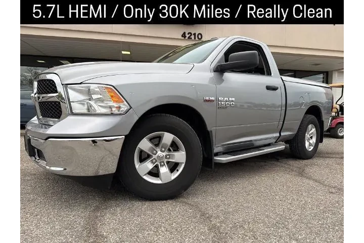 $23000 : Ram 1500 Classic 2021 4x2 Tr image 1