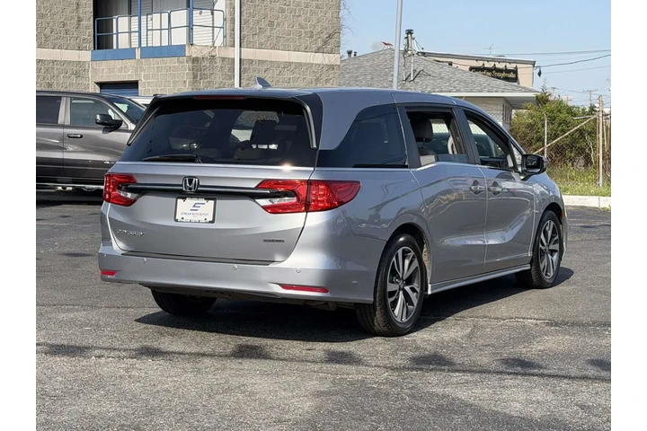 $35498 : Honda Odyssey 2023 Touring 4 image 8