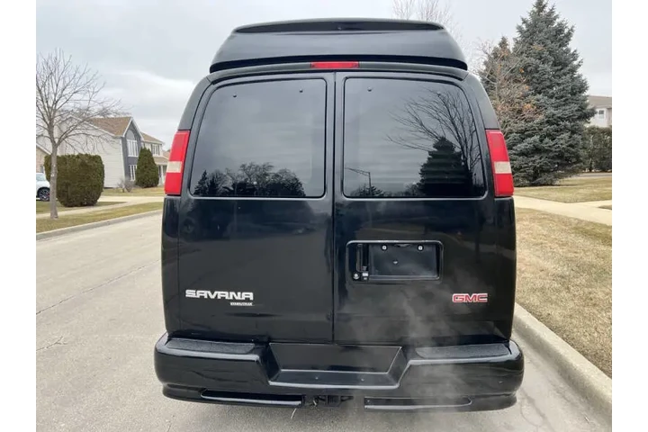 $1 : 2014 GMC Savana 1500 image 6