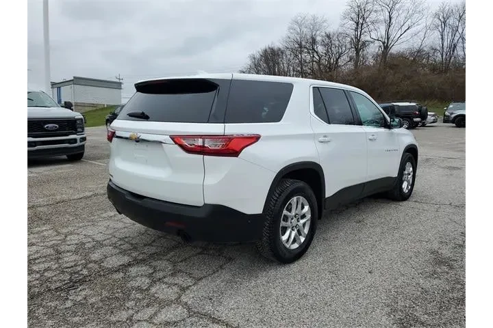 $13761 : Chevrolet Traverse 2020 LS 4 image 4