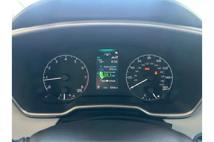 $26995 : Toyota Corolla Hatchback 202 image 8