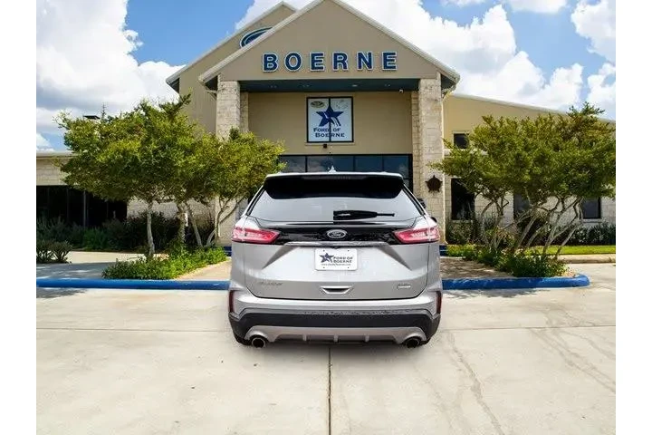 $17587 : Ford Edge 2020 SEL 4dr Cross image 4