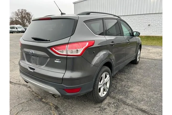 $9057 : Ford Escape 2015 AWD SE 4dr image 5