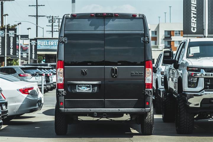 2018 ProMaster Cargo Van image 5