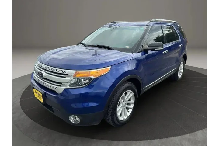 $9900 : 2015 Explorer XLT image 4