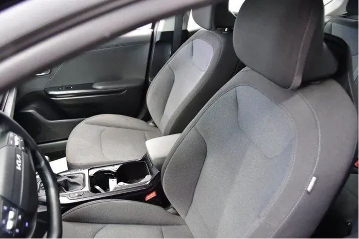 $19994 : Kia K4 2025 LXS 4dr Sedan image 9
