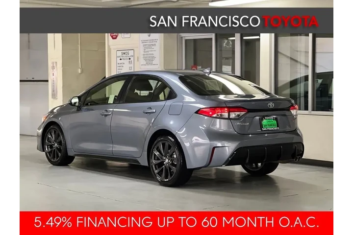 $21988 : Gold Certified2023 Corolla SE image 3