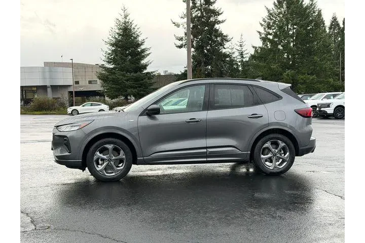 $19995 : Ford Escape 2024 ST-Line 4dr image 6