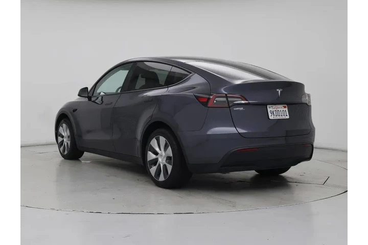 $33998 : Tesla Model Y 2023 4dr Cross image 2