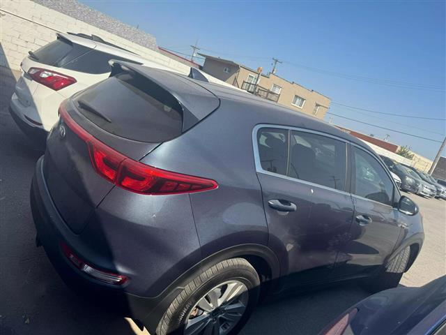 $12990 : 2019 KIA SPORTAGE2019 KIA SPO image 4