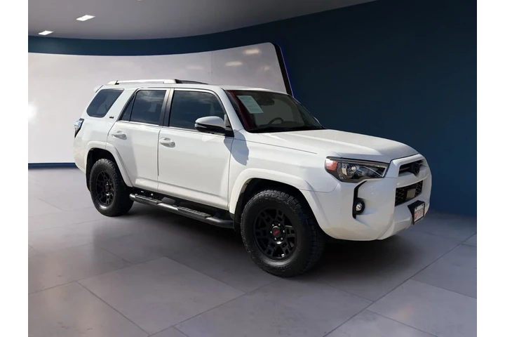 $38995 : Toyota 4Runner 2023 4x2 SR5 image 7