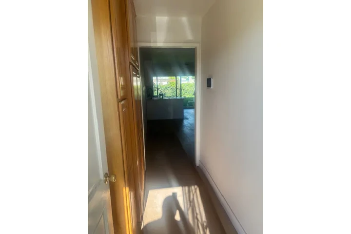 $2750 : 2/1 Bellflower casa de atras image 7