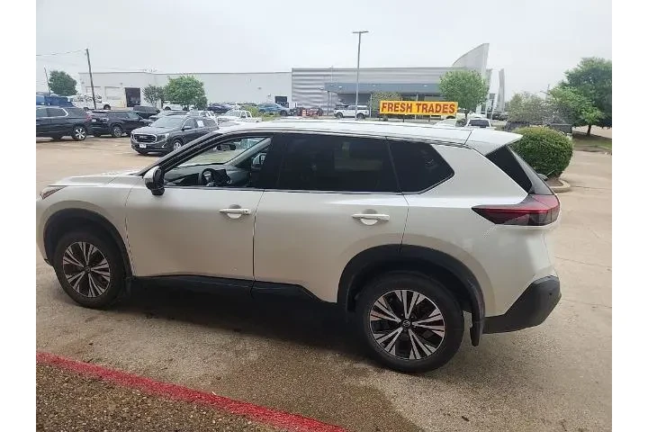 $18585 : Nissan Rogue 2021 SV 4dr Cro image 6