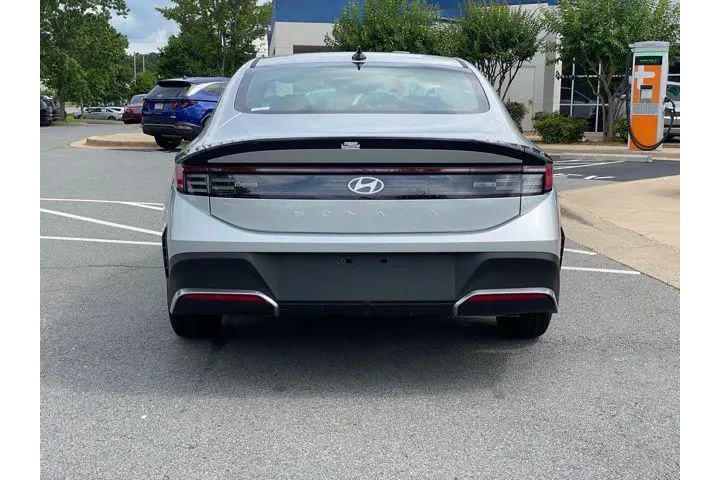 $26680 : Hyundai SONATA 2025 SE 4dr S image 6