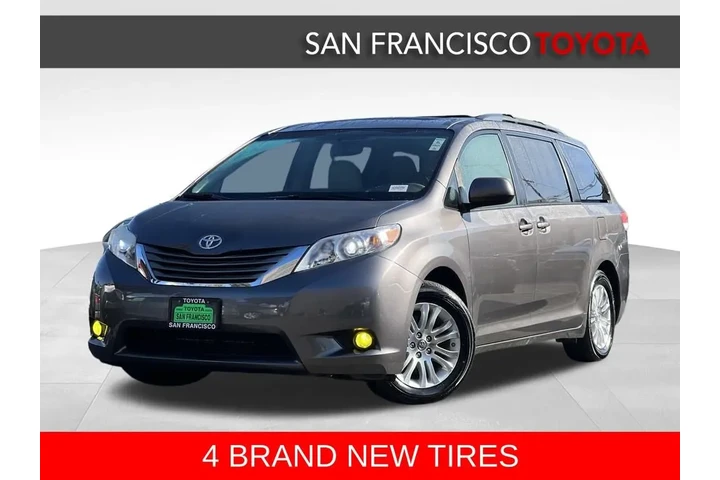 $18988 : 2013 Sienna XLE 8 Passenger image 1
