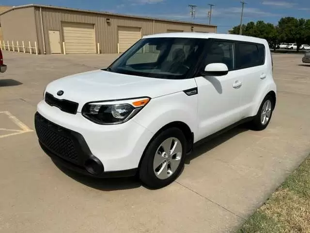 $5000 : Kia Soul Base 2015 image 2