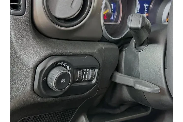 $24495 : Jeep Wrangler Unlimited 2019 image 10